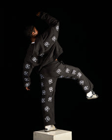 BETTER TOGETHER ZIP HOODIE [BLACK]